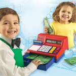 Pretend & Play - 計算器收銀機 (美元) - Learning Resources - BabyOnline HK