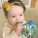 Chewy Chums Soothing Teether - Teal Whale - Nuby - BabyOnline HK